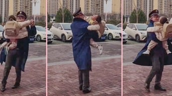 Bác bảo vệ gây sốt vì khéo dỗ bé gái chờ mẹ đến đón muộn