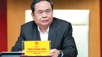 Chủ tịch Quốc hội ký ban hành các nghị quyết về công tác cán bộ
