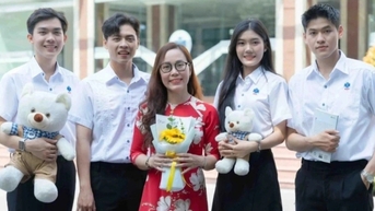 Thông báo làm sinh viên thốt lên "trường sống vội quá, em theo không kịp"