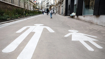 Pháp: Người dân Paris bỏ phiếu để thiết lập thêm 550 phố đi bộ