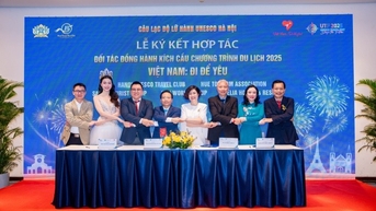 Sun World អមដំណើរ UNESCO Hanoi Travel Club ក្នុងដំណើរ 'វៀតណាម-ទៅស្រលាញ់'