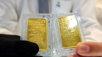 Mỗi lượng vàng miếng SJC "bốc hơi" cả triệu đồng vào trưa nay, 21-3