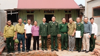 ផ្ទះថ្លែងអំណរគុណចំពោះទាហានដែលបានជួយមិត្តកម្ពុជា។