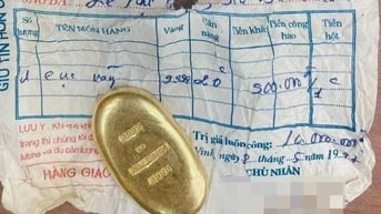 Người phụ nữ mua vàng từ thời giá 500.000 đồng/chỉ, giờ bán giá kỷ lục