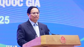 នាយក​រដ្ឋមន្ត្រី​បាន​បញ្ជា​សំណើ​៣​ចំណុច និង​ស្នើ​ឱ្យ​យុវជន​វៀត​ណាម​យក​គំនិត​ផ្តួចផ្តើម​៥​ចំណុច