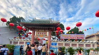 Chờ đợi từ du lịch lễ hội