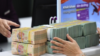 Lãi suất ngân hàng hôm nay 25/3/2025: Tròn 1 tháng nhà băng 'ghìm' lãi suất