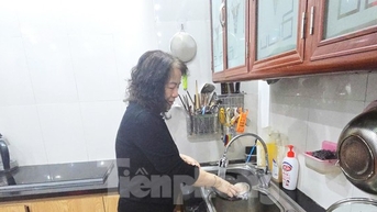 Chung cư cũ được xây mới, người dân hết cảnh phải xếp hàng đi vệ sinh