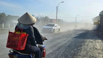 Bác sĩ tai mũi họng khuyên về nguy cơ bệnh phổi khi Hà Nội, TP.HCM luôn báo động về bụi