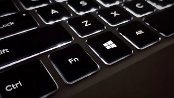 Microsoft sắp hồi sinh phím tắt Win + C trên Windows 11