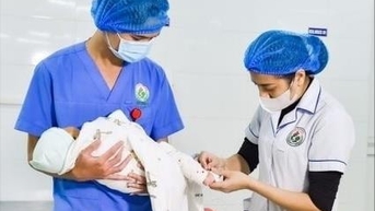 Từ 20/3/2025, không kỷ luật đảng viên sinh con thứ ba