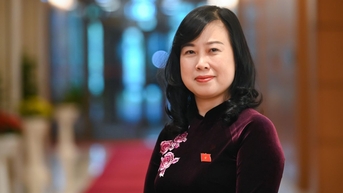 Bộ trưởng Y tế nêu giải pháp cho nguy cơ người Việt 'chưa giàu đã già'