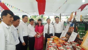 Hơn 60 gian hàng trưng bày, giới thiệu sản phẩm OCOP, công nghiệp nông thôn tiêu biểu, đặc trưng tại Quế Sơn