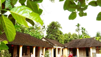 Nhộn nhịp Làng cổ Lộc Yên