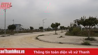 Chờ “cởi trói” để phát triển lành mạnh