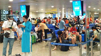 Vì sao một số chuyến bay tại Tân Sơn Nhất, Côn Đảo bị chậm, hủy trong sáng 27-3?