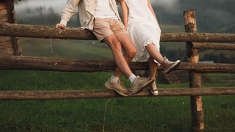 Cô ấy phải gầy và xinh đẹp, tốt nghiệp đại học top đầu