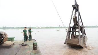 Mở hàng loạt mỏ cát để cung cấp cho các dự án giao thông