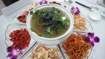 មុខម្ហូប 'ត្រូវតែសាកល្បង' កំពូលនៅមហោស្រពវប្បធម៌អាហាររបស់ក្រុម Saigontourist ឆ្នាំ 2025