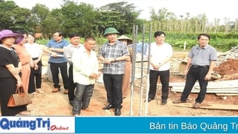 Kiểm tra tiến độ xây dựng nhà ở cho người có công với cách mạng và thân nhân liệt sĩ tại huyện Vĩnh Linh, Gio Linh