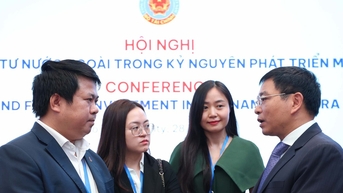 Nhà đầu tư nhỏ lẻ chưa mặn mà đầu tư qua quỹ