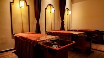 Tái Tạo Năng Lượng Cùng Dịch Vụ Massage Dưỡng Sinh Tại Queen Spa