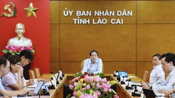 linh hoạt trong chỉ đạo, vượt qua thách thức để phát triển kinh tế