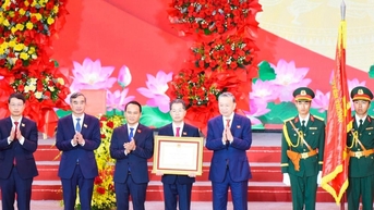 Tổng Bí thư Tô Lâm trao Huân chương Lao động hạng Nhất cho thành phố Đà Nẵng