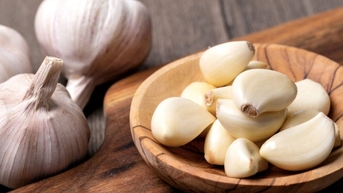 Viện Ung thư Mỹ nêu 4 lý do tỏi được xem là “lá chắn” phòng ngừa ung thư