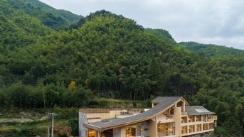 Biệt thự nghỉ dưỡng bên đồi đẹp như tranh