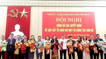 Tam Kỳ tinh gọn bộ máy