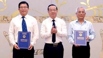 Cựu phó hiệu trưởng trở lại làm chủ tịch hội đồng Trường đại học Thủ Dầu Một