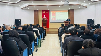Đảng uỷ UBND tỉnh: Khai giảng lớp bồi dưỡng nhận thức về Đảng khoá I/2025