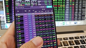 1.300 điểm của VN-Index hiện nay khác trước như thế nào?