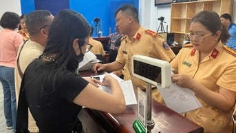 Mọi vấn đề liên quan giấy phép lái xe người dân xem tại đây