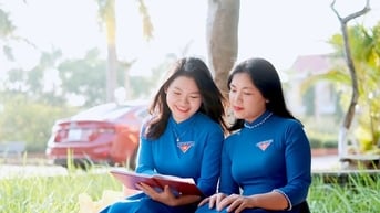 Nét đẹp duyên dáng 'bóng hồng' xứ Nghệ