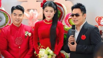 Quang Le បានផ្តល់ពេជ្រដល់អ្នកគ្រប់គ្រងរបស់គាត់ និង 300 លានដុងនៅថ្ងៃរៀបការរបស់គាត់។