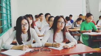 Sửa quy định thu hồi kinh phí hỗ trợ sinh viên sư phạm