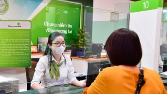 Ngân hàng phát hành hàng tỉ cổ phiếu tăng vốn