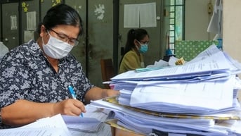 Tạm dừng tuyển dụng, bổ nhiệm công chức, lãnh đạo cấp xã, cấp huyện