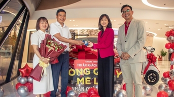 ក្រុមហ៊ុន Generali Vietnam ផ្តល់រង្វាន់រថយន្តដល់អតិថិជន