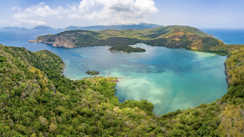 Núi Lò Vôi thành điểm check-in 'hot' nhất Côn Đảo