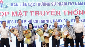 Trường Sư phạm Tây Nam Bộ họp mặt truyền thống