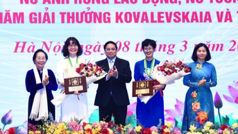 Thủ tướng gặp mặt các nữ Anh hùng, nhà khoa học nữ