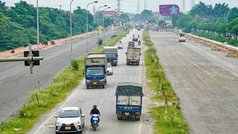 គម្រោង​ពង្រីក​ផ្លូវ​ជាតិ​លេខ​៦ ប្រឈម​នឹង​ឧបសគ្គ​ធំៗ​ក្នុង​ការ​បោស​សម្អាត​ដី
