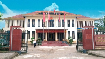 Huyện miền núi chi 17 tỉ đồng xây trụ sở, xong thiết kế thì tạm dừng