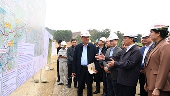 Phó Thủ tướng Bùi Thanh Sơn kiểm tra tiến độ 4 tuyến cao tốc trọng điểm