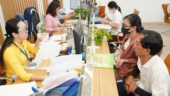 Bộ Nội vụ: Tránh tình trạng cả cơ quan cùng tham gia đánh giá cán bộ, công chức - Báo và Đài Phát thanh Truyền hình Lạng Sơn