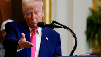 Ông Trump hoãn áp thuế 90 ngày, tăng thuế với Trung Quốc lên 125%