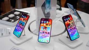 iPhone ស៊េរី​ចាស់​ឡើង​ថ្លៃ​រាប់​លាន តើ​មាន​អ្វី​កើត​ឡើង?